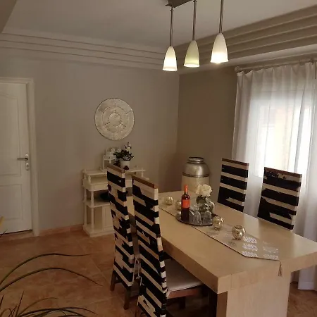 Roque Conde 4 With Private Pool, Large Terrace, Sea-view, Wifi, Bbq, Dishwasher, Garage, Sat-tv Costa Adeje (Tenerife)