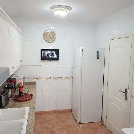 Vila Roque Conde 4 With Private Pool, Large Terrace, Sea-view, Wifi, Bbq, Dishwasher, Garage, Sat-tv *