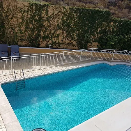 Roque Conde 4 With Private Pool, Large Terrace, Sea-view, Wifi, Bbq, Dishwasher, Garage, Sat-tv Costa Adeje (Tenerife)